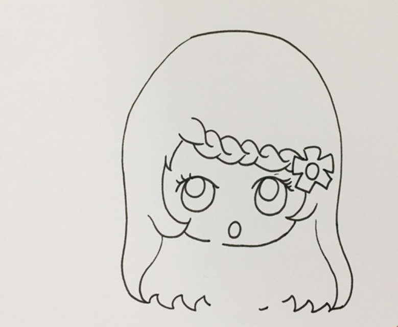 漂亮的长发女孩动漫简笔画