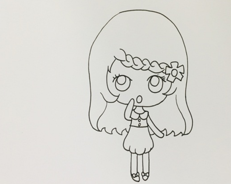 漂亮的长发女孩动漫简笔画