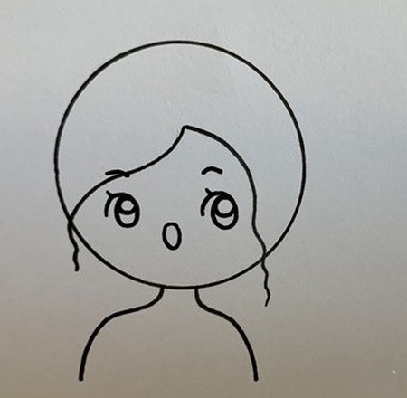 唱歌的女孩彩色简笔画