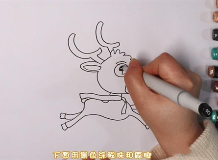 飞奔的驯鹿简笔画